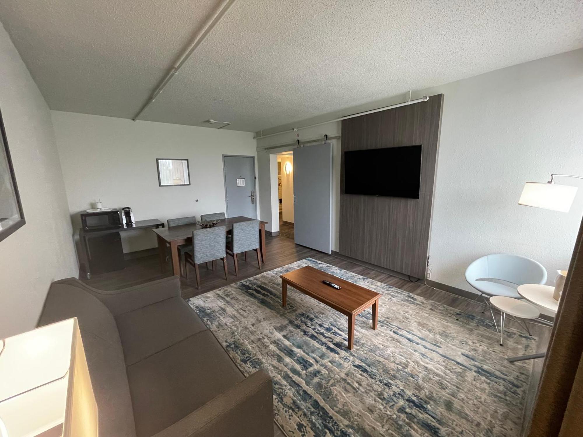 Woodson Terrace Saint Louis Airport Hotel מראה חיצוני תמונה