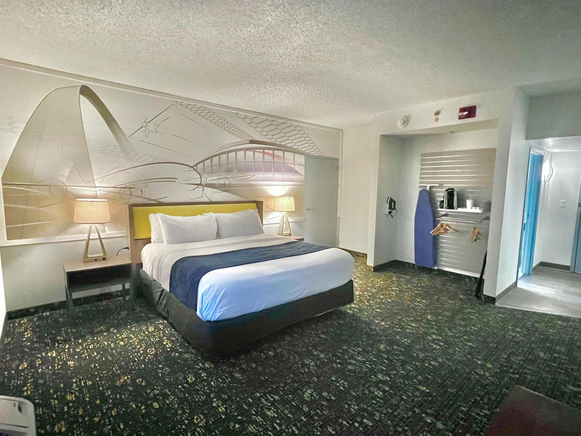 Woodson Terrace Saint Louis Airport Hotel מראה חיצוני תמונה