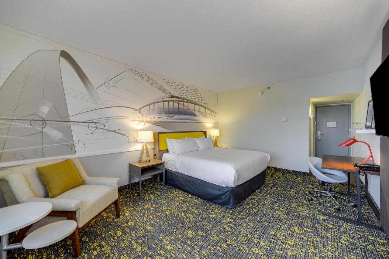 Woodson Terrace Saint Louis Airport Hotel מראה חיצוני תמונה