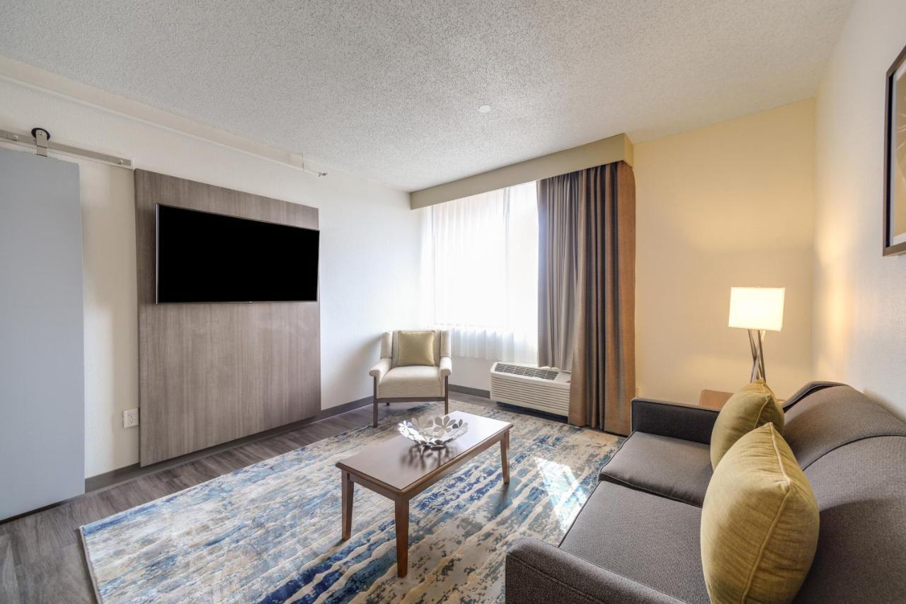 Woodson Terrace Saint Louis Airport Hotel מראה חיצוני תמונה