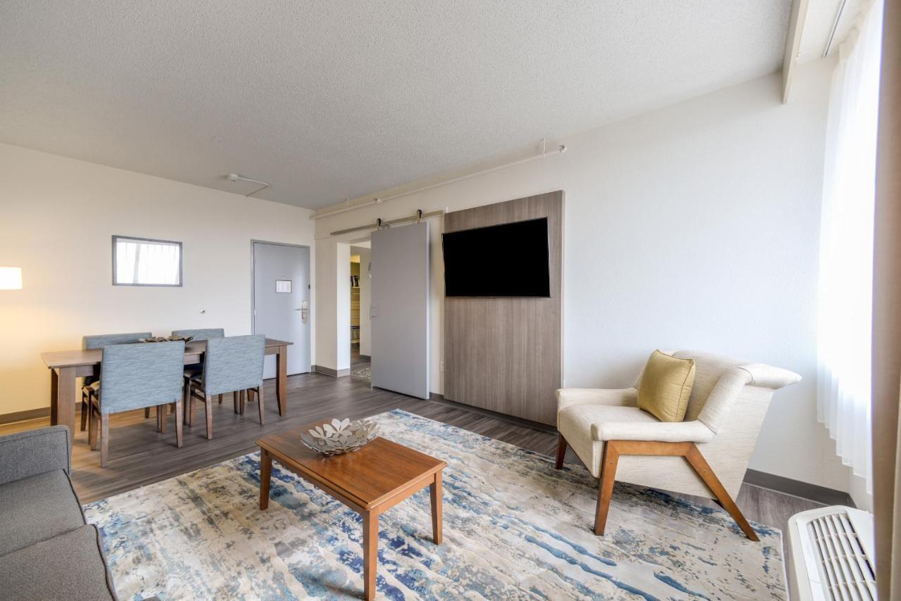 Woodson Terrace Saint Louis Airport Hotel מראה חיצוני תמונה